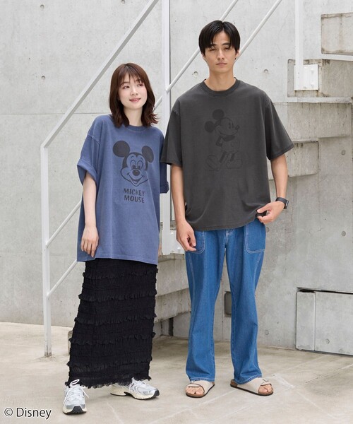 Disney（ディズニー）の「coen限定/Disney（ディズニー）ヴィンテージライクTシャツ（Tシャツ/カットソー・メンズ・ピンク/オフホワイト/ダークグレー/ネイビー・S/XL/L/M）」の5枚目の写真