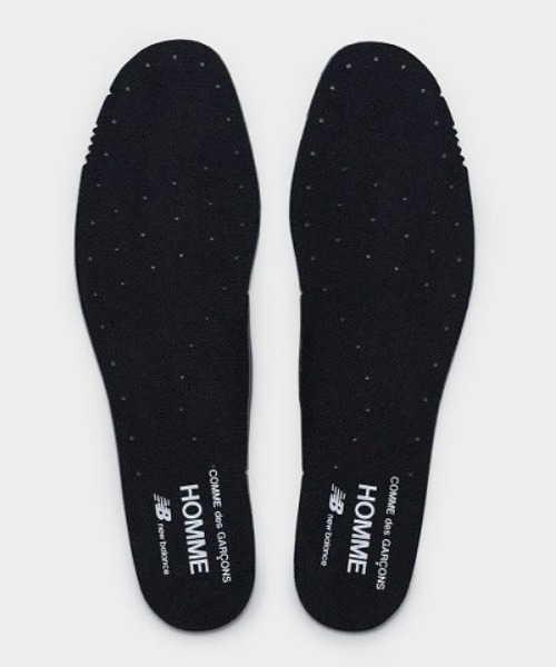 COMME des GARCONS HOMME（コム デ ギャルソン・オム）の「『New Balance  U509』 W-NAME GRAY（スニーカー・メンズ・グレー・29cm/28cm/27cm/26cm/25cm）」の6枚目の写真