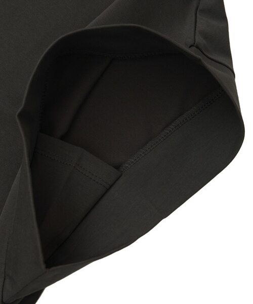 MELROSE claire(メルローズ クレール)の「ドロップショルダーチュニック(Tシャツ/カットソー・レディース・グレイッシュベージュ/ブルーグリーン/ホワイト×グレー/チャコールグレー・FREE)」の8枚目の写真