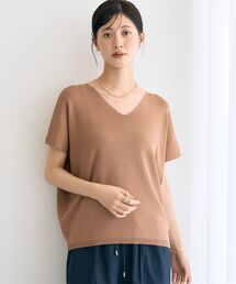 Vネックドルマンニット