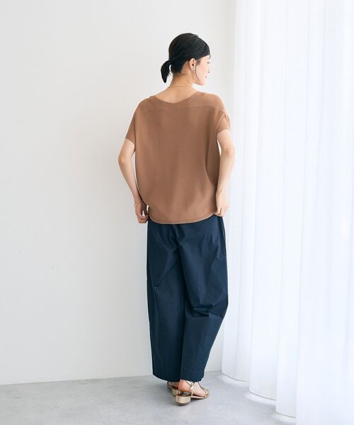 YECCA VECCA（イェッカヴェッカ）の「Vネックドルマンニット（ニット/セーター・レディース・ブラック/キャメル/パープル・FREE）」の16枚目の写真