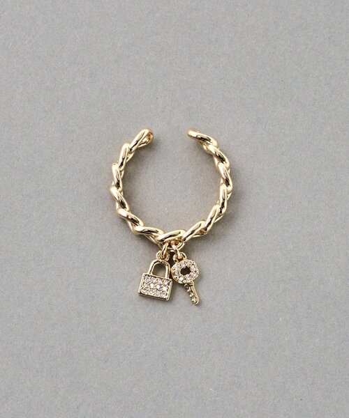 BEARDSLEY（ビアズリー）の「バッグとキーモチーフのオープンリング（リング・レディース・ゴールド・FREE）」の4枚目の写真