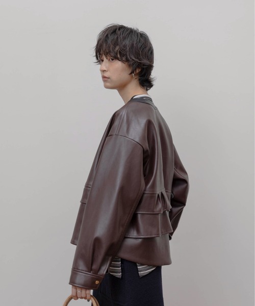 バックフリル 合成皮革ジャケット(ノーカラージャケット バックフリル 合成皮革ジャケット(ノーカラージャケット