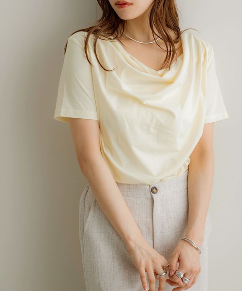 NOAHL(ノアル)の「【NOAHL】ドレープデザインTシャツ(Tシャツ/カットソー・レディース・オートミール/ブラック/アイボリー・FREE)」の7枚目の写真
