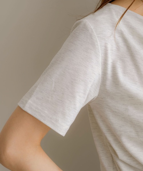 NOAHL(ノアル)の「【NOAHL】ドレープデザインTシャツ(Tシャツ/カットソー・レディース・オートミール/ブラック/アイボリー・FREE)」の21枚目の写真