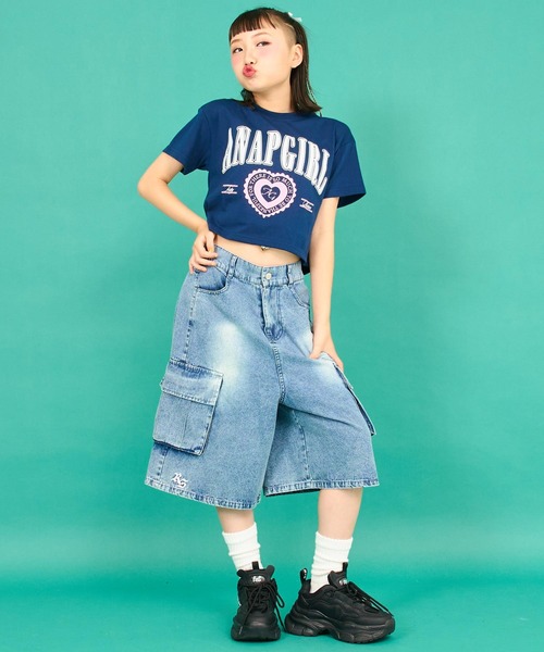 ANAP GｉRL（アナップガール）の「カレッジ プリント クロップド Tシャツ（Tシャツ/カットソー・キッズ・ブラック/ネイビー/ホワイト・XS/S/M）」の18枚目の写真