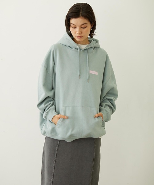 MILKFED.(ミルクフェド)の「TIGER SWEAT HOODIE(パーカー・レディース・ライトブルー/オートミール/チャコール・M/L)」の12枚目の写真