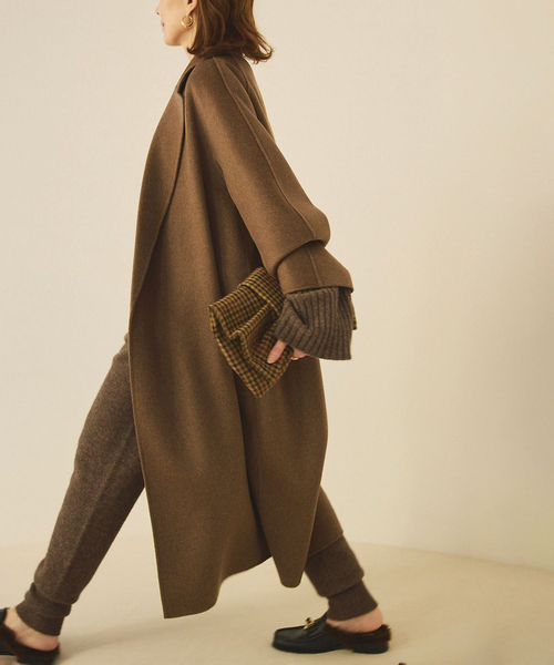 VERMEIL par iena（ヴェルメイユパーイエナ）の「LERET.H ルレアッシュ 別注ribbon Clutch（クラッチバッグ・レディース・A・FREE）」の11枚目の写真