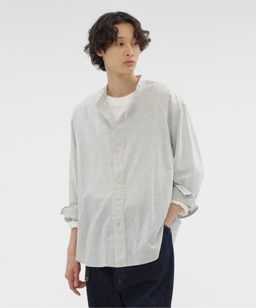MHL.（エムエイチエル）の「TOP DYED COTTON POPLIN（シャツ/ブラウス・メンズ・グレー/ブラウン・MEDIUM/LARGE/SMALL）」の2枚目の写真