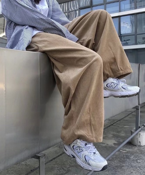 SHEPP(シープ)の「コーデュロイワイドイージーパンツ(その他パンツ・メンズ・ブラック/ベージュ・M/L)」の4枚目の写真