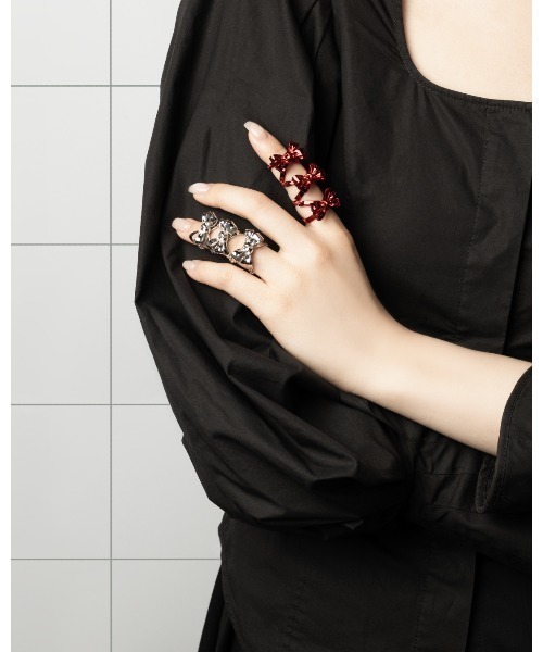 LOVE BY e.m. (ラブバイイーエム)の「赤リボンアーマーリング/25-26AW/レディース(リング・レディース・レッド・M/L/LL)」の8枚目の写真