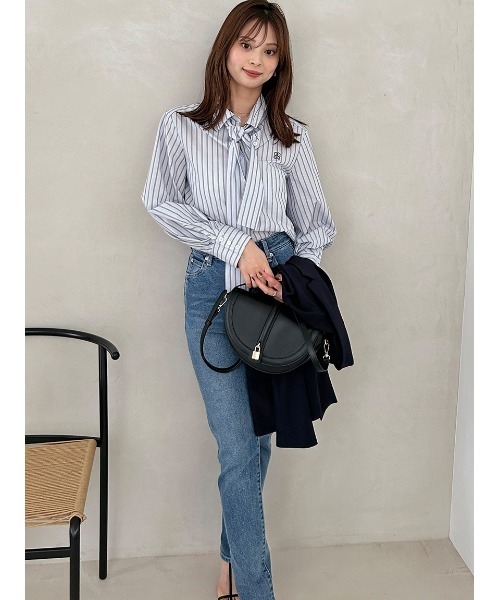 SNIDEL（スナイデル）の「ボウタイシャツ（シャツ/ブラウス・レディース・ネイビー/ホワイト/ピンク/サックスブルー/インディゴブルー・F）」の8枚目の写真