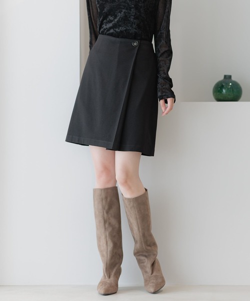 Andemiu(アンデミュウ)の「ラップフレアミニスカート589196(スカート・レディース・ブラック/チャコールグレー・SMALL/MEDIUM)」の11枚目の写真