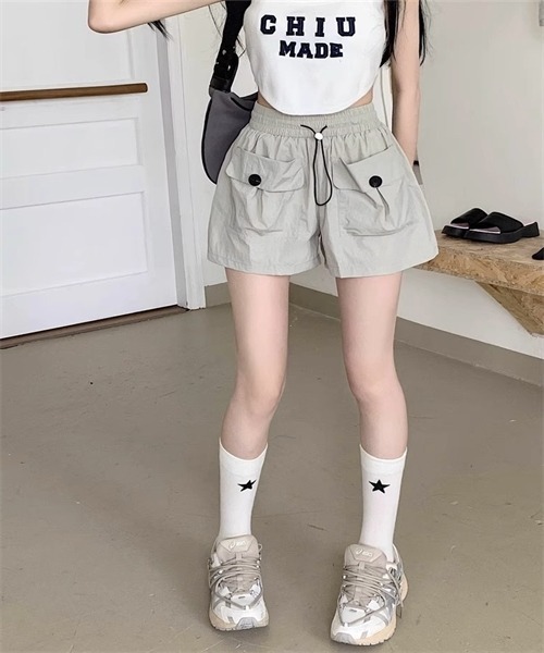 Dream garden(ドリームガーデン)の「ウエストドローコードショートパンツ(その他パンツ・レディース・チャコールグレー/ブラック/カーキ・L/M/S)」の5枚目の写真