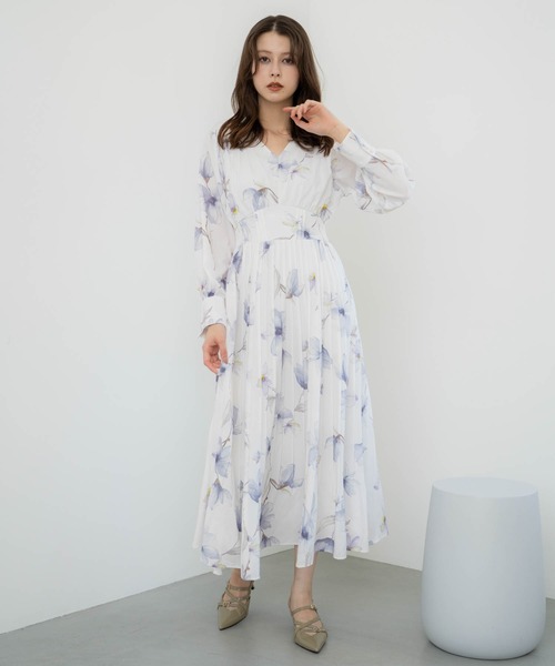 NOELA(ノエラ)の「ビッグフラワープリーツワンピース(ワンピース・レディース・ネイビー/オフホワイト/ピンク・S/M)」の6枚目の写真