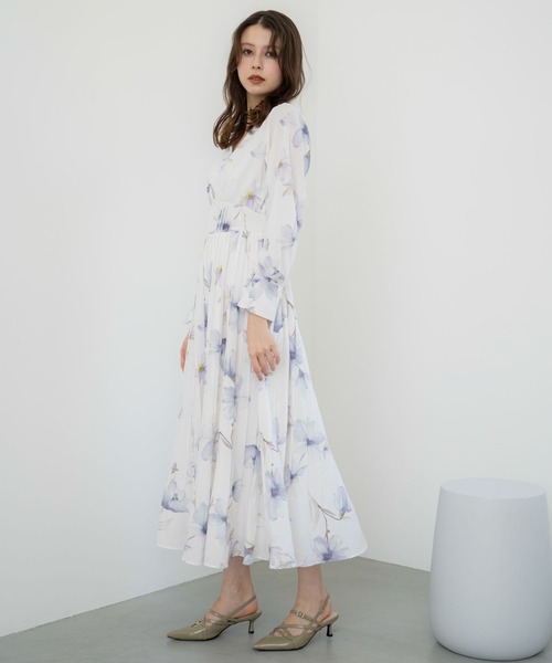 NOELA(ノエラ)の「ビッグフラワープリーツワンピース(ワンピース・レディース・ネイビー/オフホワイト/ピンク・S/M)」の7枚目の写真