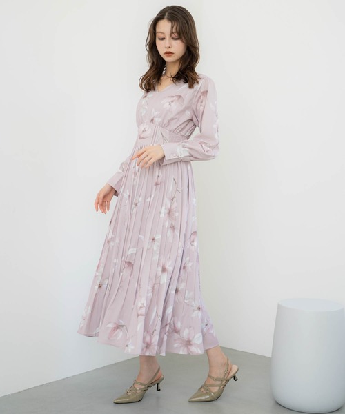 NOELA(ノエラ)の「ビッグフラワープリーツワンピース(ワンピース・レディース・ネイビー/オフホワイト/ピンク・S/M)」の13枚目の写真