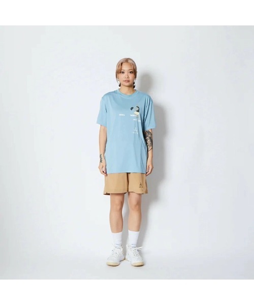 AKTR（アクター）の「AKTR FREE MOTION SPORTS TEE（アクター フリー モーション スポーツ Tシャツ）（Tシャツ/カットソー・メンズ・ブラック系/ブルー系/ベージュ系・X-LARGE/XX-LARGE/LARGE/MEDIUM）」の4枚目の写真
