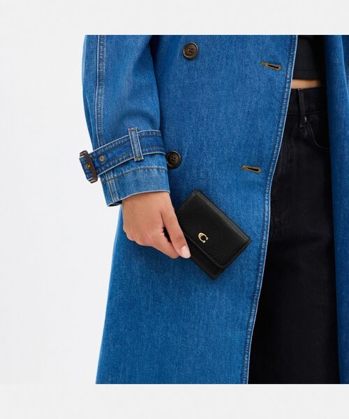 COACH（コーチ）の「エッセンシャル フラップ カード ケース（ミニ財布）（財布・レディース・ブラック系その他・ONE）」の5枚目の写真