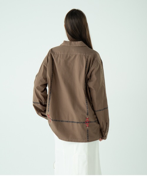 PENDLETON（ペンドルトン）の「ガーメントダイ・EMB・オープンカラーシャツ（シャツ/ブラウス・メンズ・チャコール/モカ/アイボリー・LARGE/MEDIUM/SMALL）」の12枚目の写真