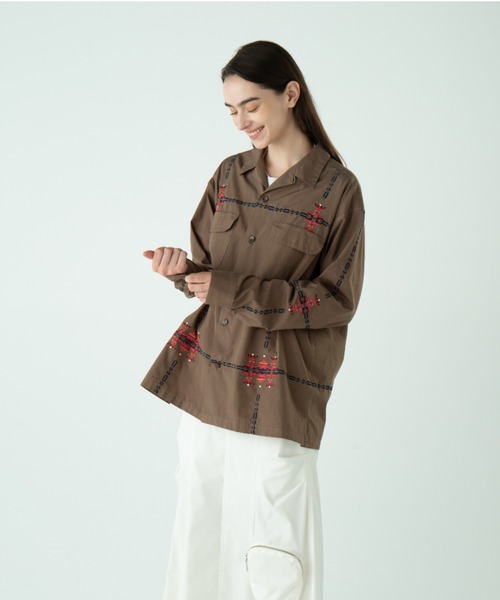 PENDLETON（ペンドルトン）の「ガーメントダイ・EMB・オープンカラーシャツ（シャツ/ブラウス・メンズ・チャコール/モカ/アイボリー・LARGE/MEDIUM/SMALL）」の17枚目の写真