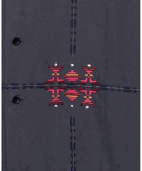 PENDLETON（ペンドルトン）の「ガーメントダイ・EMB・オープンカラーシャツ（シャツ/ブラウス・メンズ・チャコール/モカ/アイボリー・LARGE/MEDIUM/SMALL）」の7枚目の写真