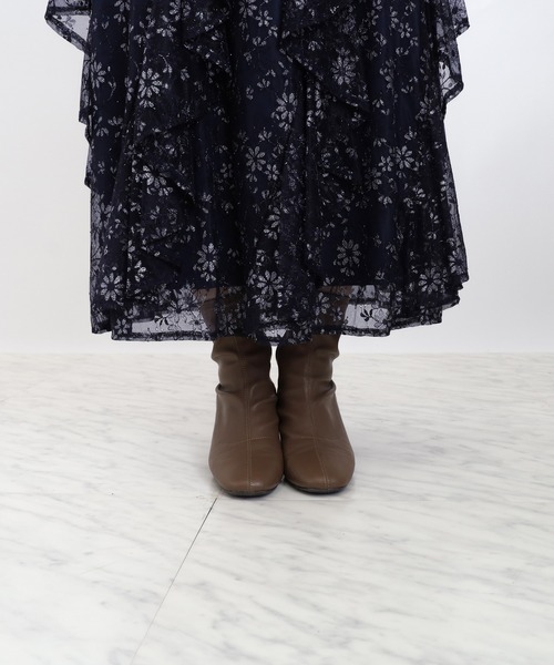 ASTORIA ODIER(アストリアオディール)の「シャイニーレースフリルスカート(スカート・レディース・ネイビー/アイボリー/ブルー・SMALL/MEDIUM)」の19枚目の写真