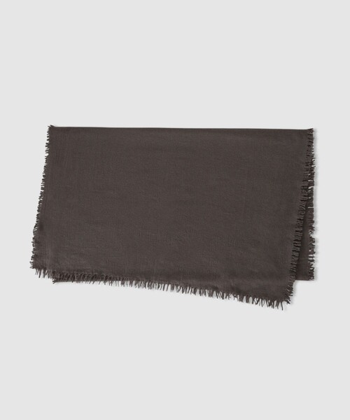 ASAUCE MELER（アソースメレ）の「【A SAUCE MELER(アソースメレ)】ファインラムエアリーソリッドウールストール（マフラー・レディース・レッド/ブラウン/ライトグレー・FREE）」の8枚目の写真