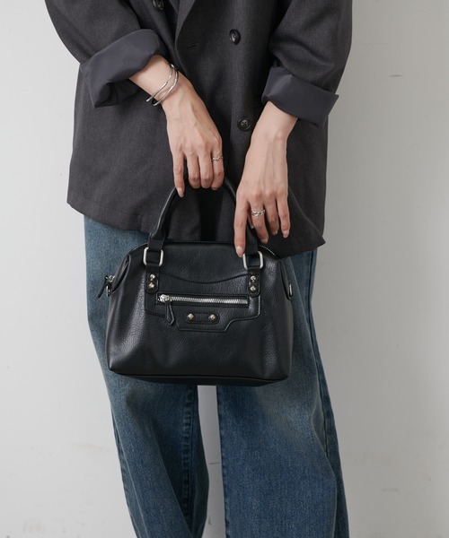 COLONY 2139（コロニートゥーワンスリーナイン）の「スタッズボストンバッグ（ボストンバッグ・レディース・シルバー/ブラック・FREE）」の5枚目の写真