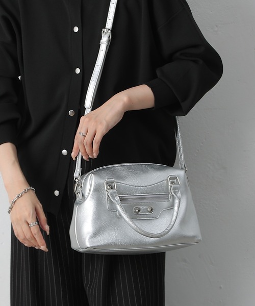 COLONY 2139（コロニートゥーワンスリーナイン）の「スタッズボストンバッグ（ボストンバッグ・レディース・シルバー/ブラック・FREE）」の11枚目の写真
