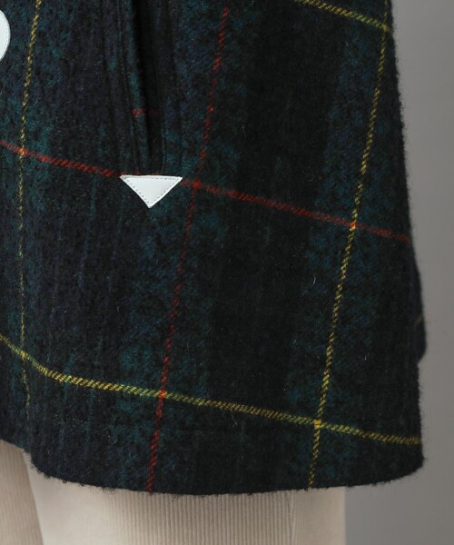 DRESSTERIOR（ドレステリア）の「タータンチェックショートダッフル（ダッフルコート・レディース・モスグリーン系1・34/36/38）」の15枚目の写真