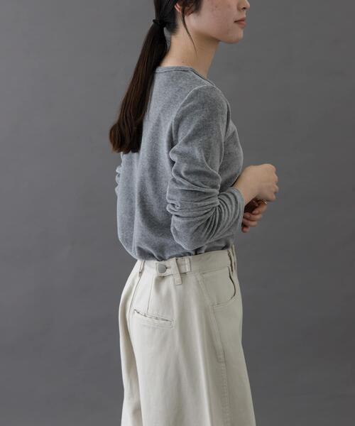 FORK&SPOON(フォークアンドスプーン)の「FORK&SPOON ベロアロングスリーブTシャツ(Tシャツ/カットソー・レディース・ブルー/グレー系その他/ブラック/グリーン・1)」の19枚目の写真