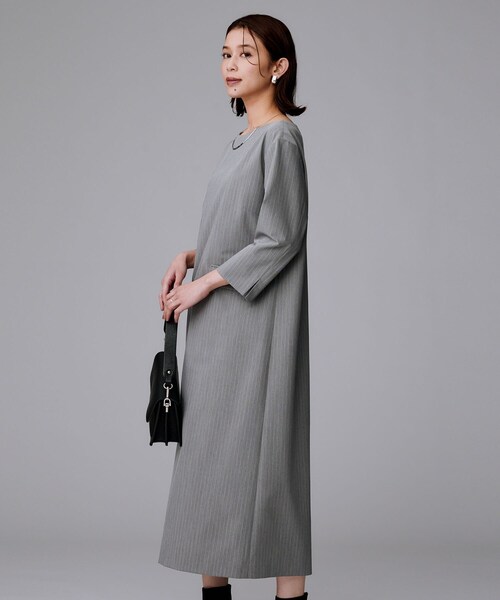 UNTITLED(アンタイトル)の「【洗える/ストレッチ性】スーツライク ストライプワンピース(ワンピース・レディース・ネイビー系2/グレー系その他3・00/01/02/03/04/42/44/46/48/50)」の5枚目の写真