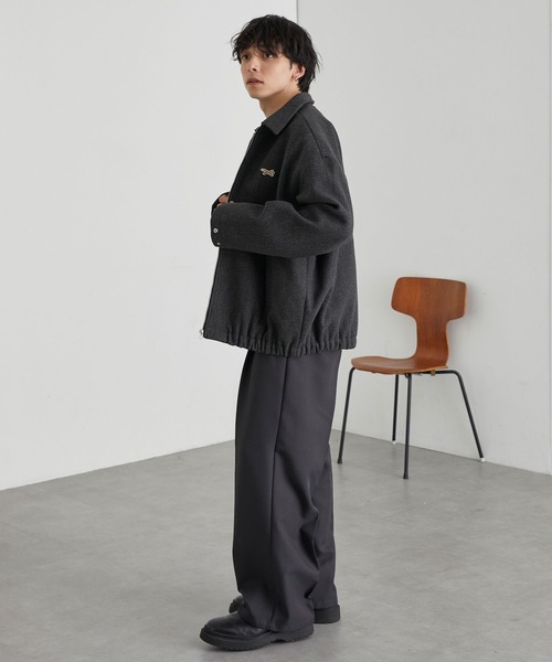 PENNEYS（ぺニーズ）の「PENNEYS/ペニーズ 別注 THE FOX ロゴ ワンポイントワッペン刺繍 テックメルトン オーバーサイズ ジップブルゾン（ブルゾン・メンズ・ブラック/アイボリー/ダークネイビー/ベージュ/チャコール・M/S/L）」の11枚目の写真