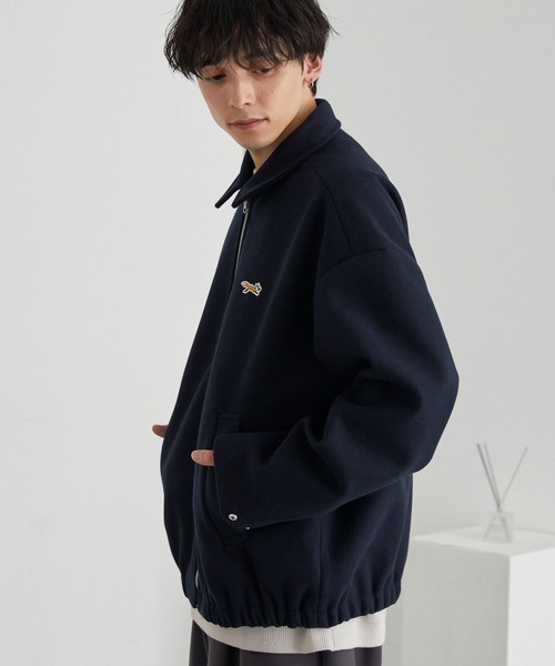 PENNEYS（ぺニーズ）の「PENNEYS/ペニーズ 別注 THE FOX ロゴ ワンポイントワッペン刺繍 テックメルトン オーバーサイズ ジップブルゾン（ブルゾン・メンズ・ブラック/アイボリー/ダークネイビー/ベージュ/チャコール・M/S/L）」の18枚目の写真