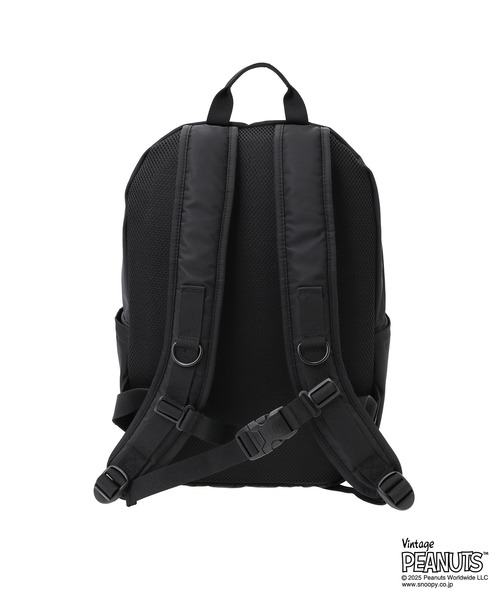 Manhattan Portage（マンハッタンポーテージ）の「TRAILBLAZER BACKPACK JR　FLIGHT NYLON BACKING PEANUTS 25（バックパック/リュック・レディース・ブラック・MEDIUM）」の8枚目の写真