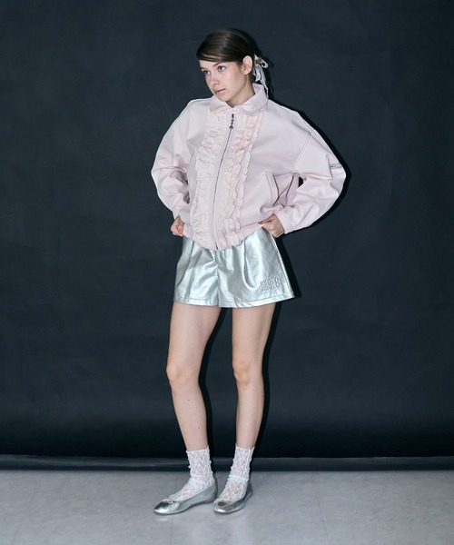 mieya mieya(ミーヤミーヤ)の「【mieya mieya】DOLLY LEATHER SP/ドーリーレザーショートパンツ(その他パンツ・レディース・ブラック/グレイッシュベージュ/シルバー・FREE)」の5枚目の写真
