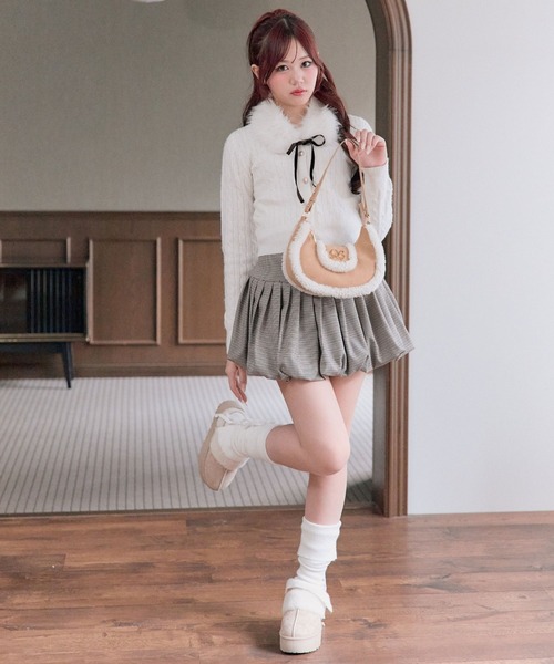 OLIVE des OLIVE（オリーブデオリーブ）の「ファーティペット付ケーブルカーデ（カーディガン/ボレロ・レディース・オフホワイト/トップグレー/ピンク/ブラック/レッド・FREE）」の10枚目の写真