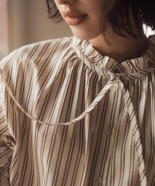 grove（グローブ）の「フリルカラーリボンブラウス（シャツ/ブラウス・レディース・オフホワイト/ブルー系2/ベージュ系2/ネイビー・02/03/04/01/05）」の22枚目の写真