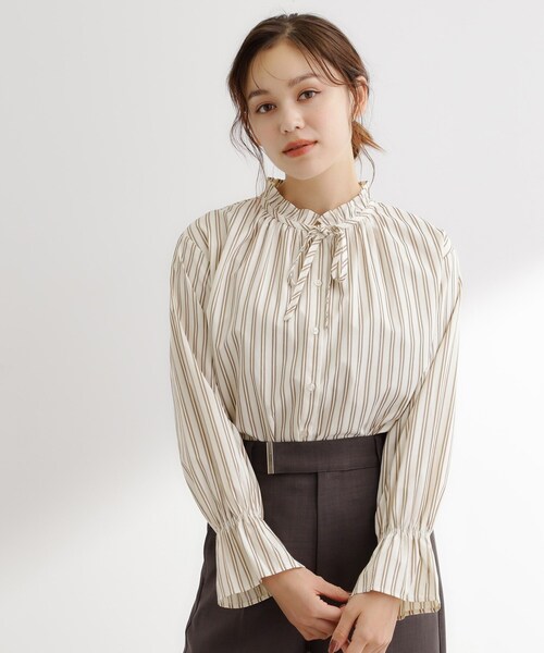 grove（グローブ）の「フリルカラーリボンブラウス（シャツ/ブラウス・レディース・オフホワイト/ブルー系2/ベージュ系2/ネイビー・02/03/04/01/05）」の5枚目の写真