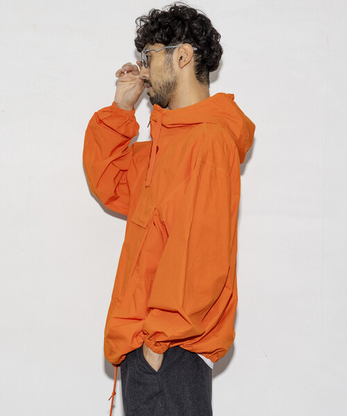 HINSON（ヒンソン）の「HINSON/ヒンソン 後染め ブロード アノラックパーカー/リラックスフィット（ブルゾン・メンズ・ブラック/オリーブ/ネイビー/オレンジ・MEDIUM/LARGE）」の14枚目の写真