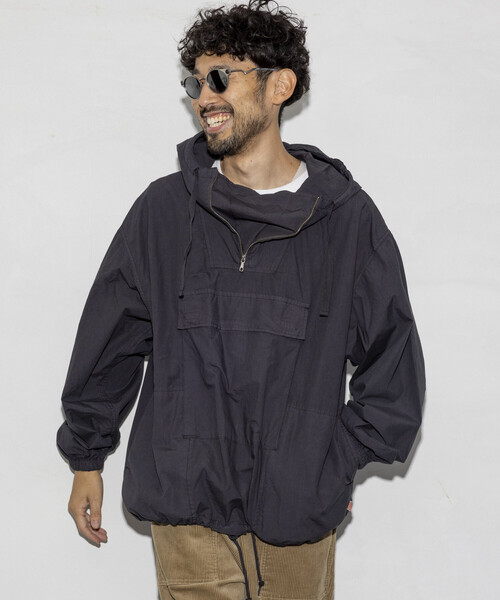 HINSON（ヒンソン）の「HINSON/ヒンソン 後染め ブロード アノラックパーカー/リラックスフィット（ブルゾン・メンズ・ブラック/オリーブ/ネイビー/オレンジ・MEDIUM/LARGE）」の7枚目の写真