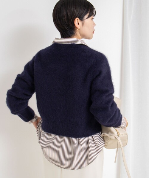 NOLLEY’S Sophi(ノーリーズソフィ)の「ヘアリーメタル釦クルーネックカーディガン(カーディガン/ボレロ・レディース・ダークブラウン/ダークネイビー/ベージュ/イエロー・38)」の17枚目の写真