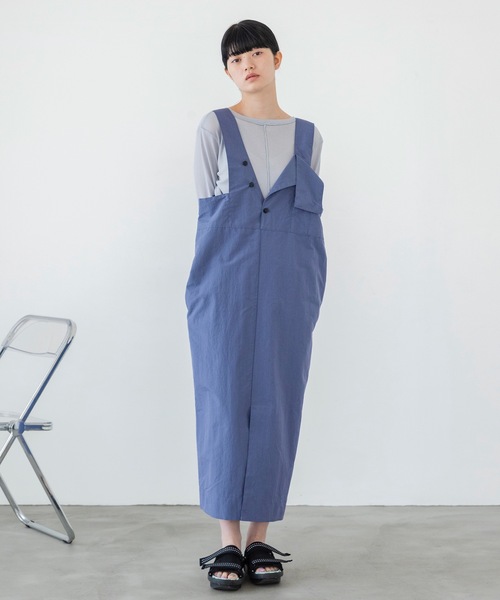 sneeuw（スニュウ）の「フォルデッドジャンパースカート（スカート・レディース・ブラック/パープル・ONESIZE）」の3枚目の写真