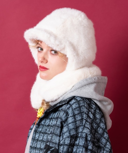 an meets zakka（アンミツザッカ）の「an meets zakka ショートファーツバ付きフーディーバラクラバ（ネックウォーマー/スヌード・レディース・ブラック/ホワイト/ピンク/グレー/ベージュ・FREE）」の11枚目の写真