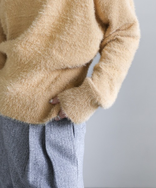 select MOCA(セレクトモカ)の「フェザーニットクルーネックトップス(ニット/セーター・レディース・ブラウン/グレイッシュベージュ/ブルーグレー/チャコールグレー・FREE)」の15枚目の写真