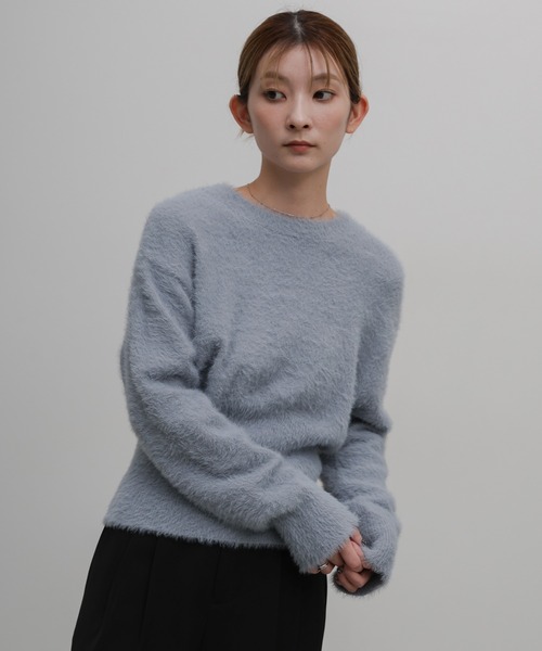 select MOCA(セレクトモカ)の「フェザーニットクルーネックトップス(ニット/セーター・レディース・ブラウン/グレイッシュベージュ/ブルーグレー/チャコールグレー・FREE)」の11枚目の写真