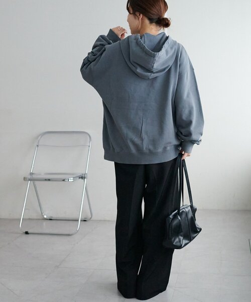 DISCOAT（ディスコート）の「【WEB限定】ピグメントフーディー（Tシャツ/カットソー・レディース・ブラウン/グレー・MEDIUM）」の19枚目の写真