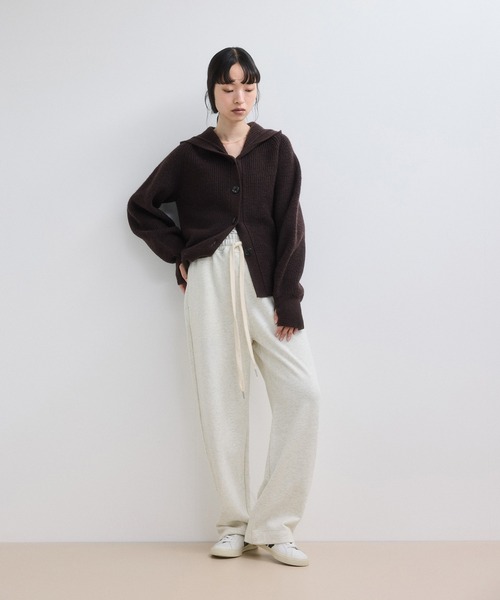 ADAM ET ROPE'(アダムエロペ)の「【WEB限定】ワイドスウェットパンツ(その他パンツ・レディース・チャコールグレー/ホワイト系その他7・34/36/38)」の3枚目の写真