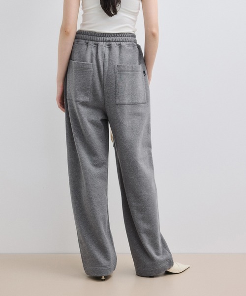 ADAM ET ROPE'(アダムエロペ)の「【WEB限定】ワイドスウェットパンツ(その他パンツ・レディース・チャコールグレー/ホワイト系その他7・34/36/38)」の11枚目の写真